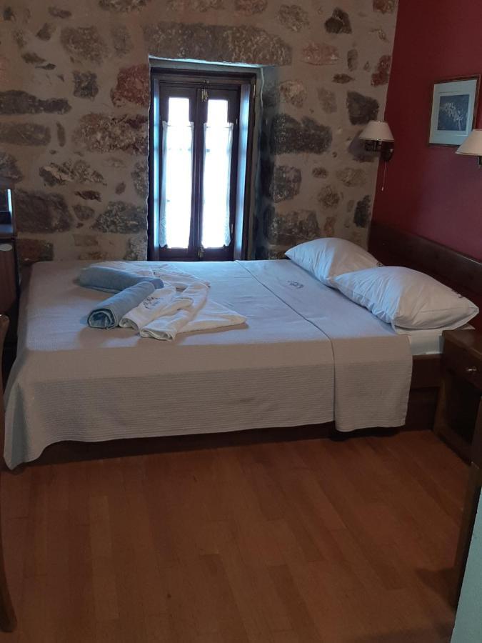 Hotel Pyrgoi Theodorakaki: O Yerolimin Pokój zdjęcie