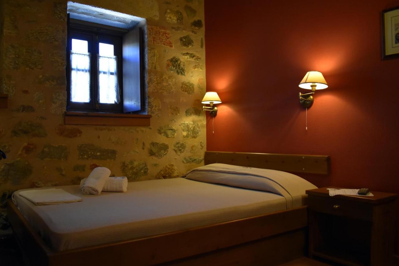 Hotel Pyrgoi Theodorakaki: O Yerolimin Zewnętrze zdjęcie